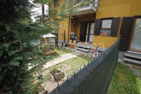 casa indipendente in vendita a Sant'Omobono Terme