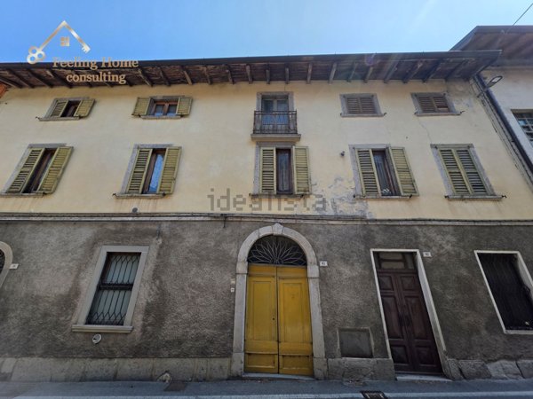 appartamento in vendita a Sant'Omobono Terme in zona Mazzoleni