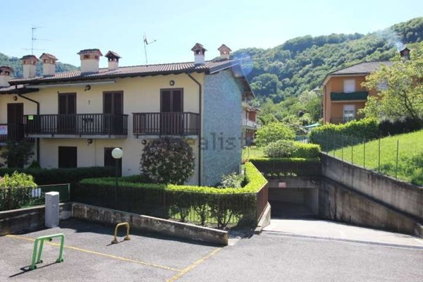 appartamento in vendita a Sant'Omobono Terme in zona Selino Alto