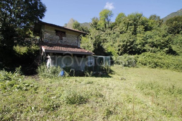 casa indipendente in vendita a Sant'Omobono Terme in zona Valsecca