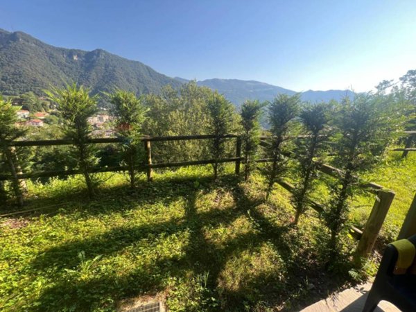 appartamento in vendita a Sant'Omobono Terme in zona Valsecca