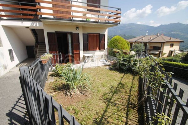 appartamento in vendita a Sant'Omobono Terme in zona Mazzoleni