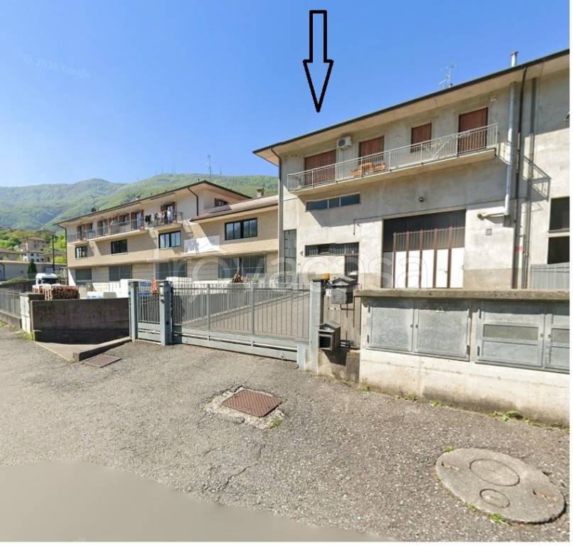appartamento in vendita a Sant'Omobono Terme in zona Selino Basso