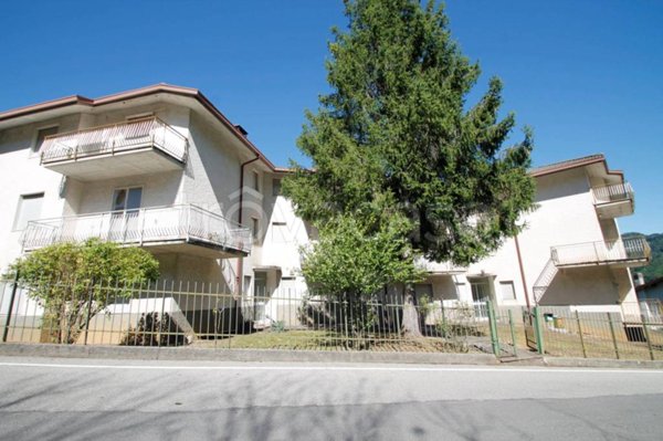 appartamento in vendita a Sant'Omobono Terme in zona Mazzoleni