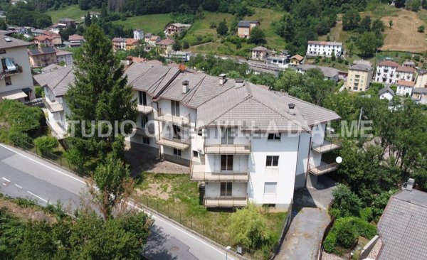appartamento in vendita a Sant'Omobono Terme in zona Mazzoleni