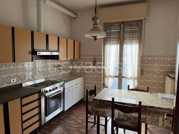 casa indipendente in vendita a Val Brembilla in zona Brembilla