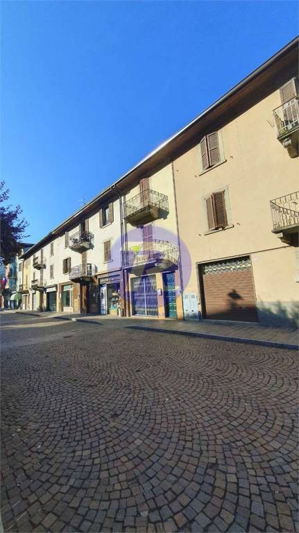 casa indipendente in vendita a Val Brembilla