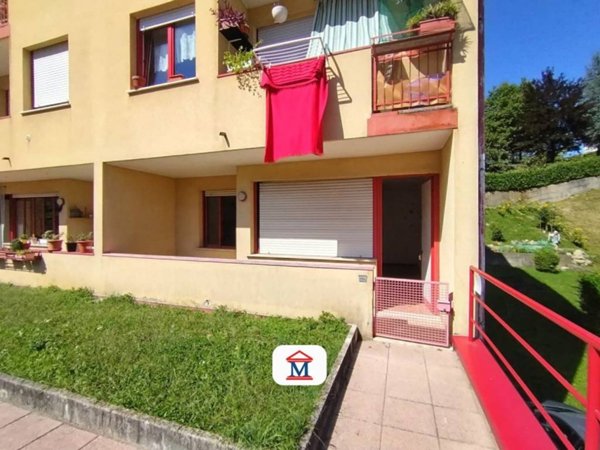 appartamento in vendita a Val Brembilla in zona Laxolo