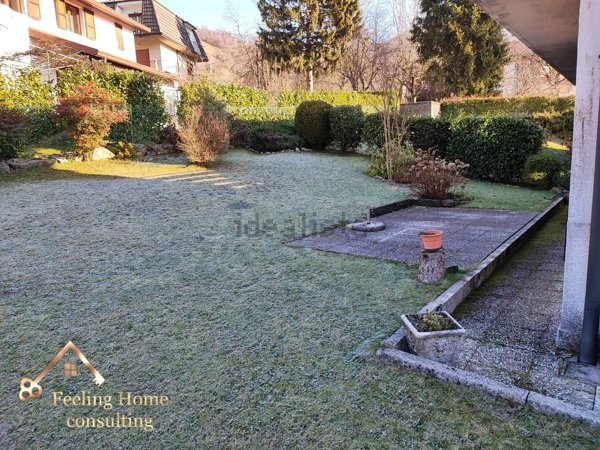 appartamento in vendita a Val Brembilla