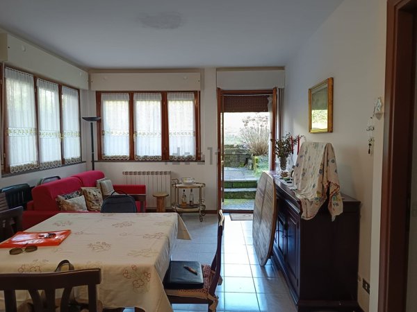 appartamento in vendita a Val Brembilla