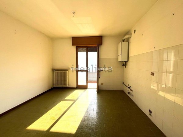 appartamento in vendita a Val Brembilla