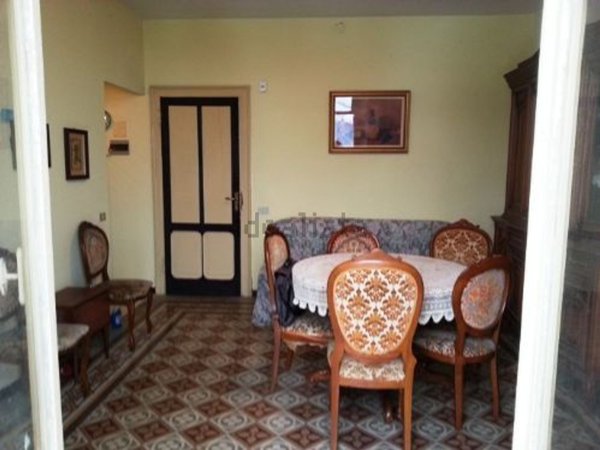 appartamento in vendita a Val Brembilla in zona Gerosa