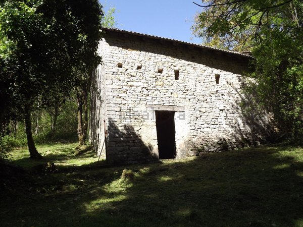 casale in vendita a Val Brembilla in zona Gerosa