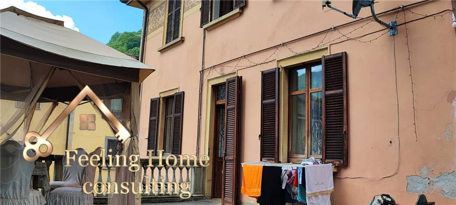 appartamento in vendita a Val Brembilla in zona Brembilla