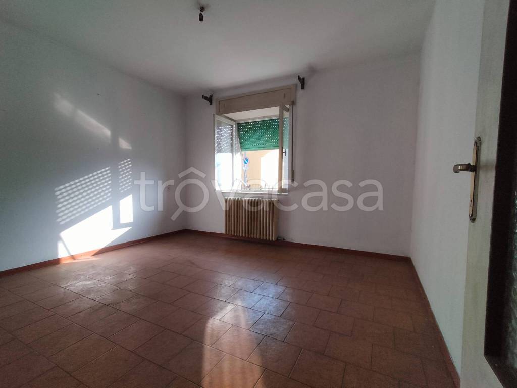 appartamento in vendita a Val Brembilla in zona Brembilla
