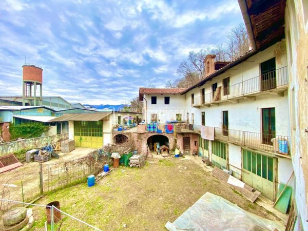casa indipendente in vendita a Balangero