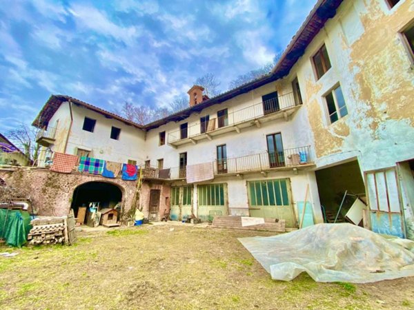 casa indipendente in vendita a Balangero