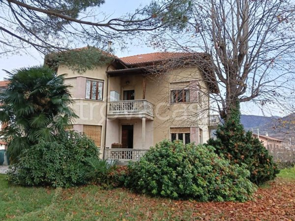 casa indipendente in vendita a Balangero