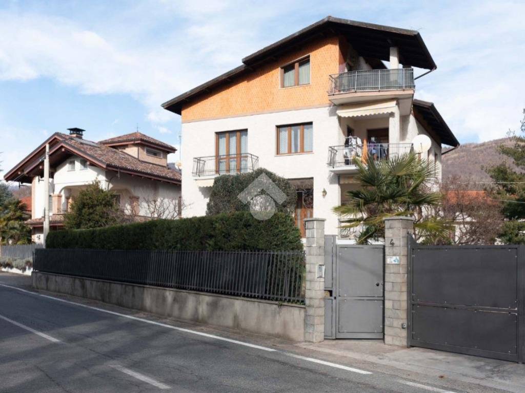 casa indipendente in vendita a Balangero