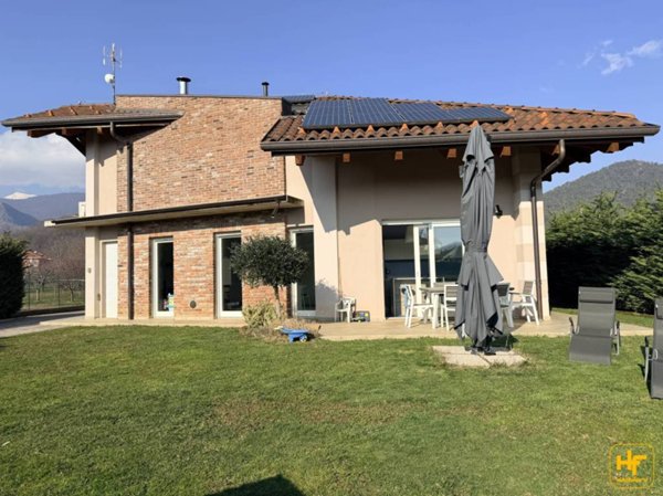 casa indipendente in vendita a Balangero