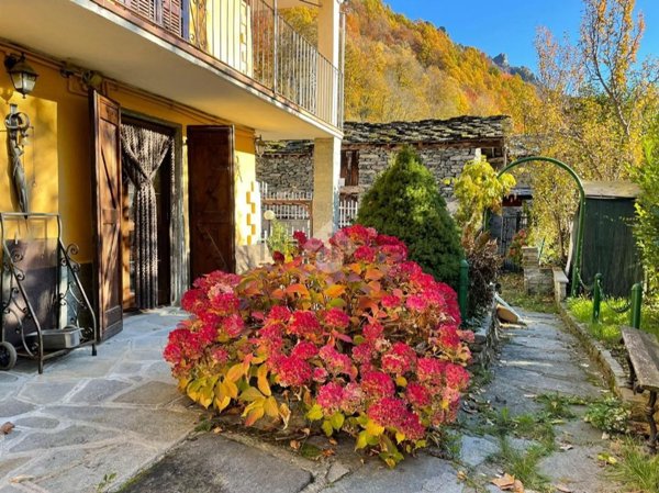 casa semindipendente in vendita a Balangero