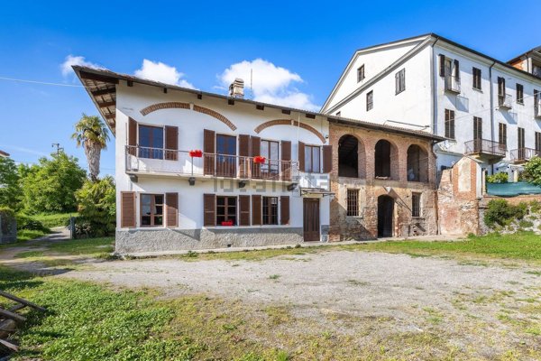 esavano in vendita a Baldissero Torinese
