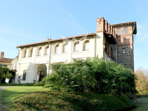 intera palazzina in vendita a Banchette