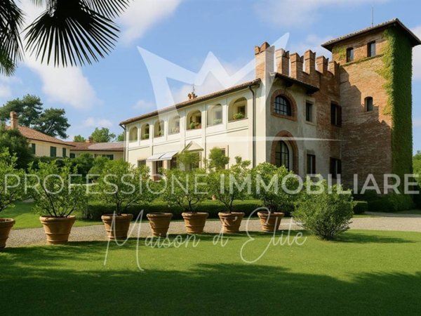 intera palazzina in vendita a Banchette