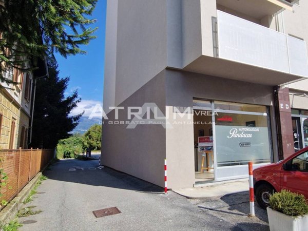 negozio in vendita a Banchette