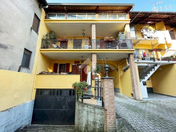 casa semindipendente in vendita a Banchette