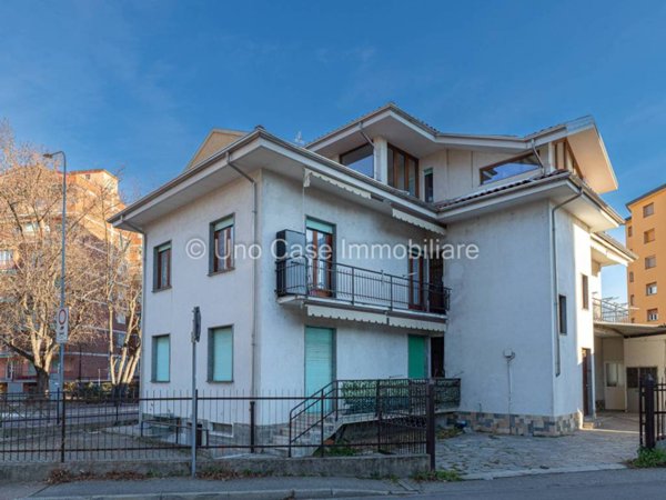 casa indipendente in vendita a Banchette