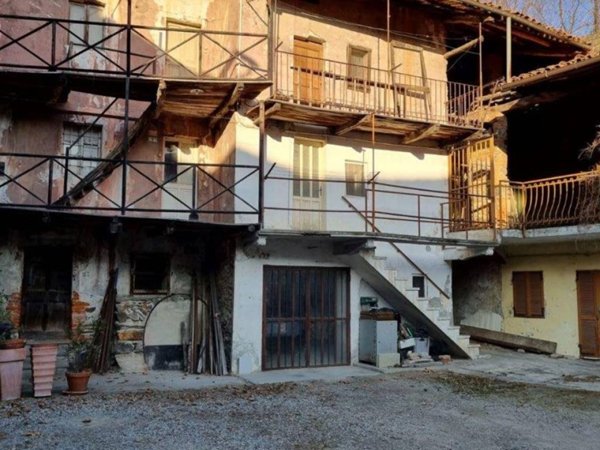 casa indipendente in vendita a Banchette