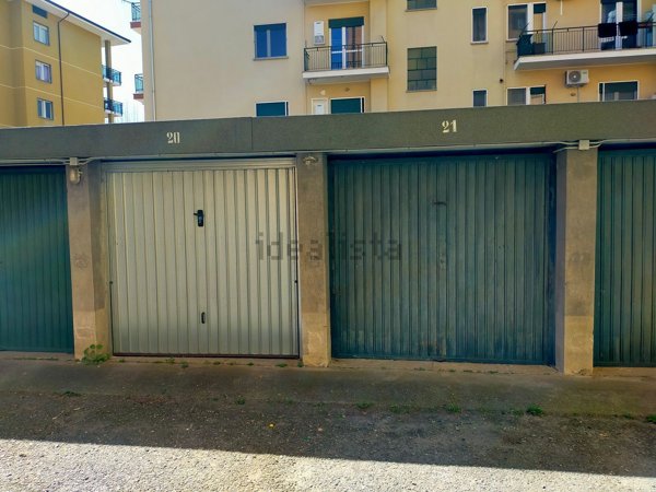 box auto in vendita a Banchette