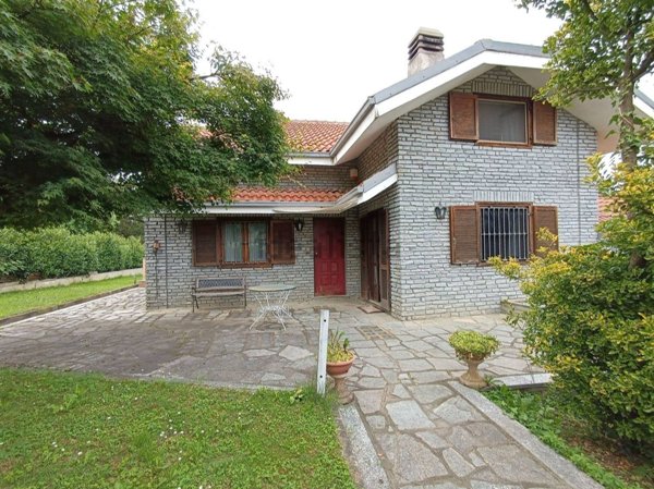 casa indipendente in vendita a Barbania in zona Colli