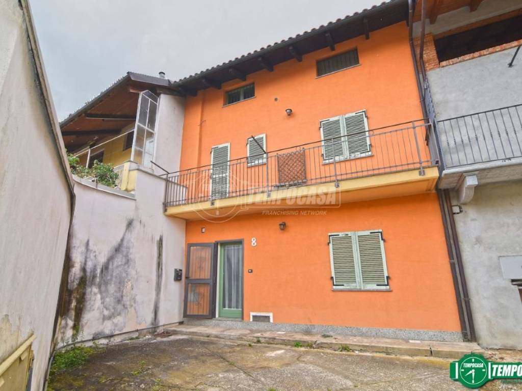 casa indipendente in vendita a Barbania