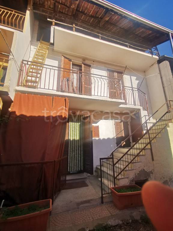 casa indipendente in vendita a Barbania