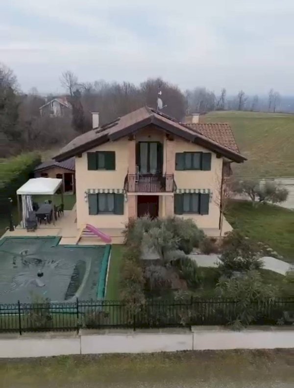 casa indipendente in vendita a Barbania in zona Colli
