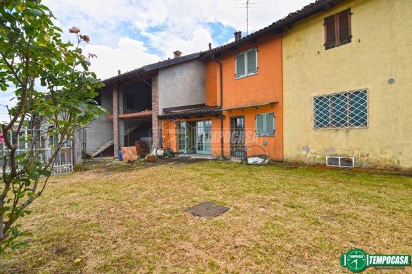 casa indipendente in vendita a Barbania