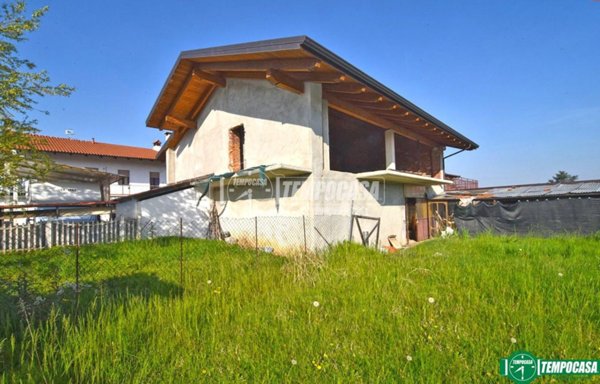 casa indipendente in vendita a Barbania