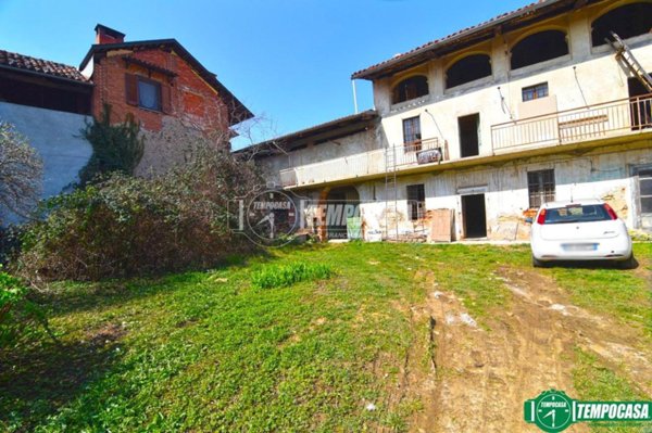 casa indipendente in vendita a Barbania