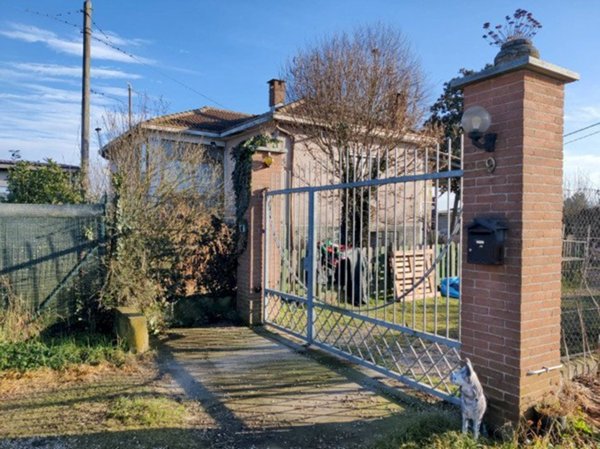 casa indipendente in vendita a Barbania