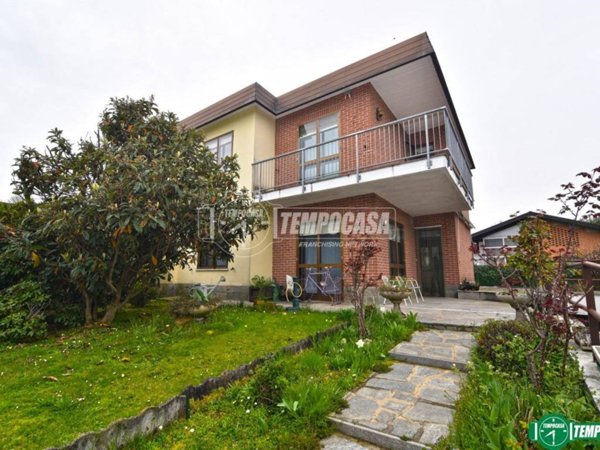 casa indipendente in vendita a Barbania