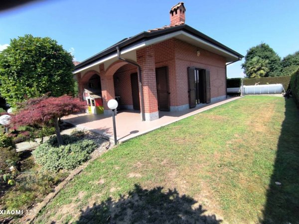 casa indipendente in vendita a Barbania