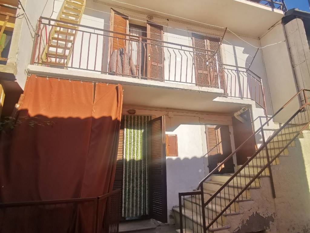 casa indipendente in vendita a Barbania