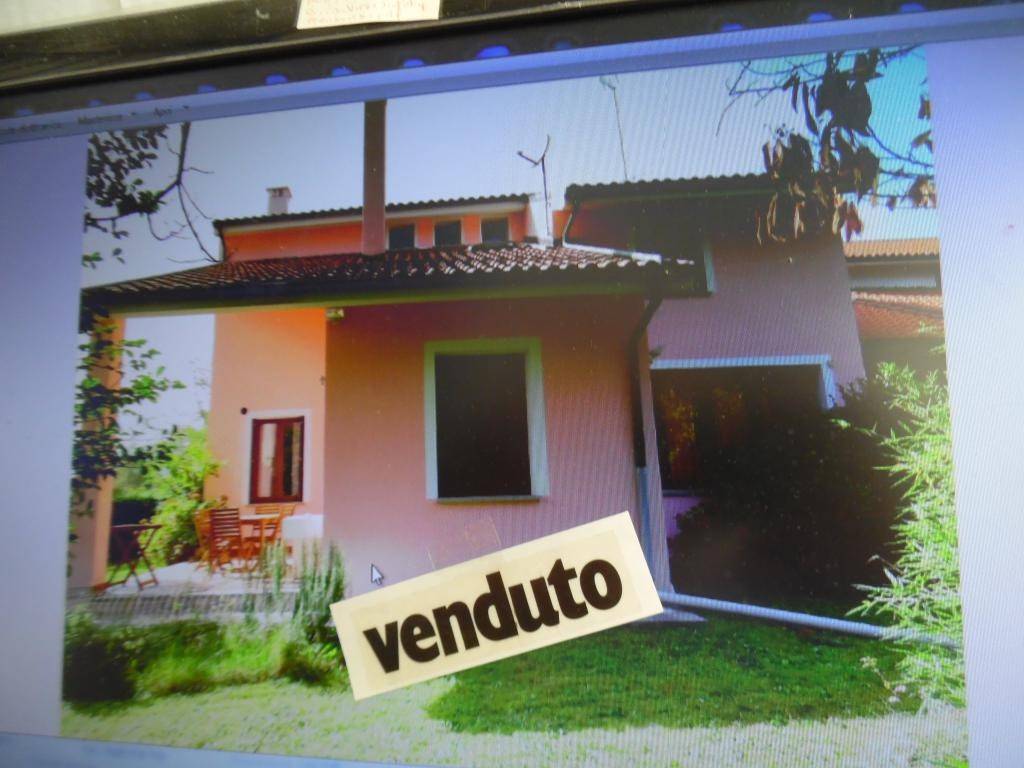 casa indipendente in vendita a Barbania