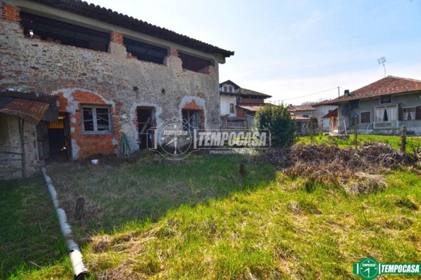 casa indipendente in vendita a Barbania