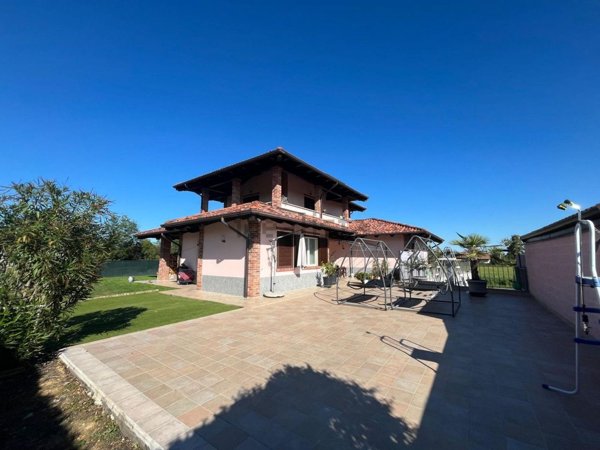 casa indipendente in vendita a Barbania in zona Colli