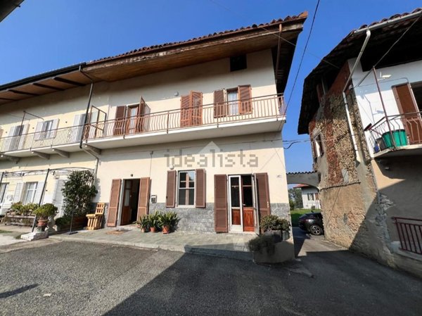 casa semindipendente in vendita a Barbania