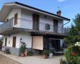 casa indipendente in vendita a Barbania in zona Perrero