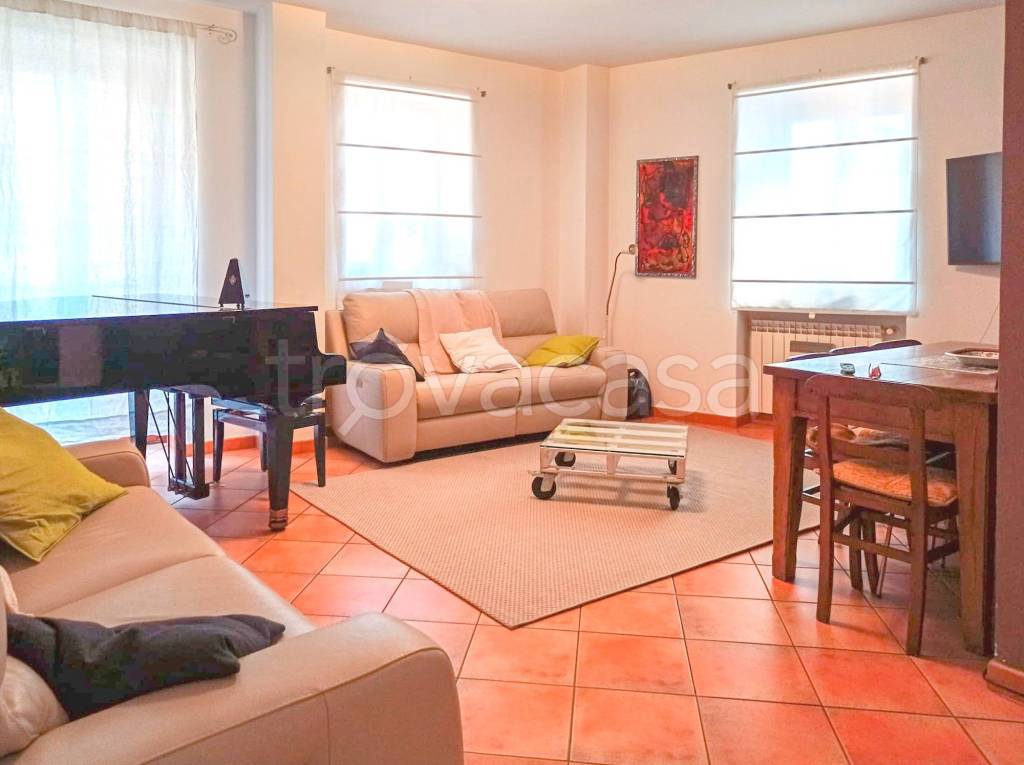 casa indipendente in vendita a Barbania